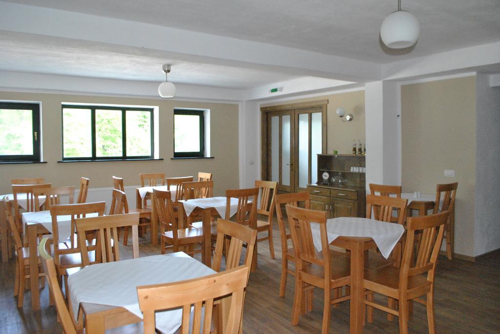 Hotel Activ Parc Negresti Exterior foto